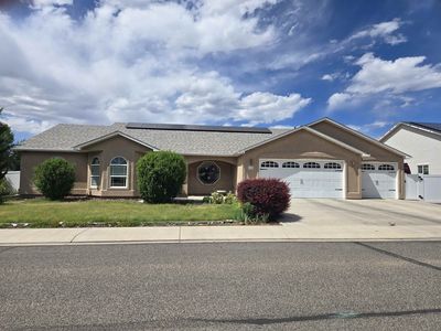 2860 Rock Creek Dr