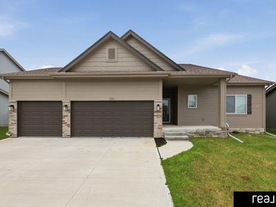 Property at 5216 Sheridan Rd, Papillion, NE