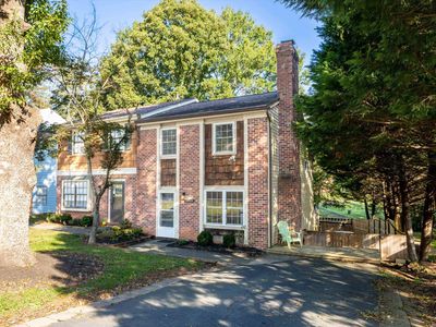Property at 2368 Whitney Ct, Charlottesville, VA