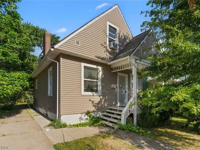 2032 W 104th St
