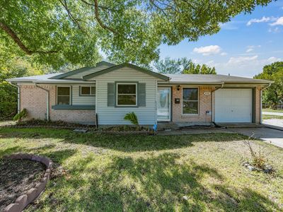 433 W Dorris Dr