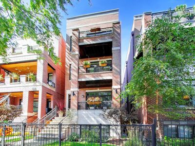 2842 N Racine Ave #2