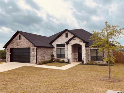 320 Amanda Ave