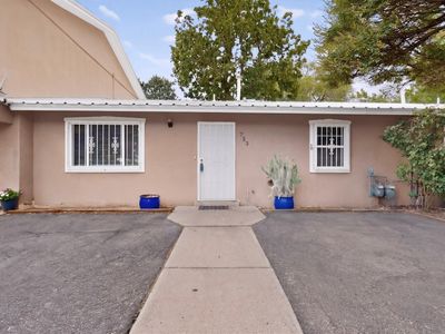 753 Camino Floretta NW