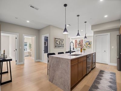 106-108 Bunker Hill St #2P