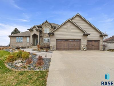 704 E Saint Andrews Dr