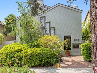 832 15th St APT 4