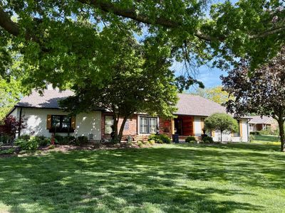 1425 Forest Dr