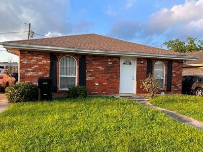 313-15 E Magnolia Dr