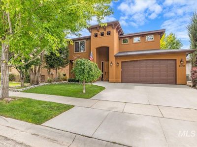 1103 E Rubicon Dr