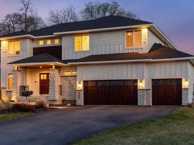18305 Dove Ct
