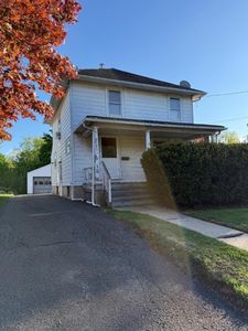 164 E High St
