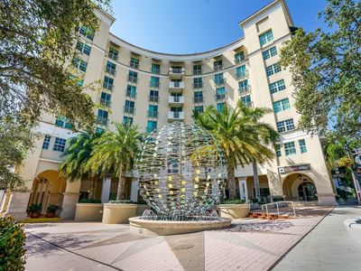 610 Clematis St APT 323