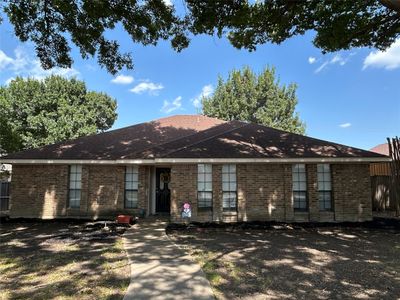 6208 Bronze Leaf Dr
