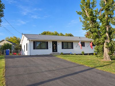 443 Hilltop Dr