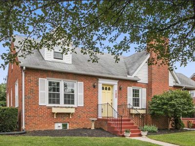 105 Frederick Ave