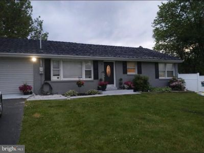 12 White Birch Ave