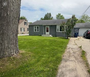 Property at 410 N 2nd St, Freeland, MI