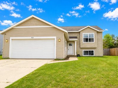 Property at 415 White Pine Ct, Belding, MI