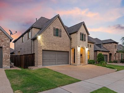 4528 Sir Craig Dr