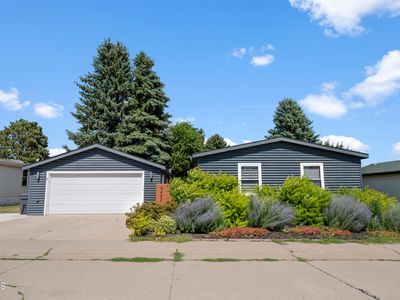 4422 N Arlington Dr