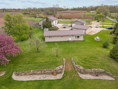 3290 Quarry Dr
