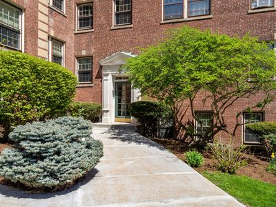 1490 Beacon St APT 3