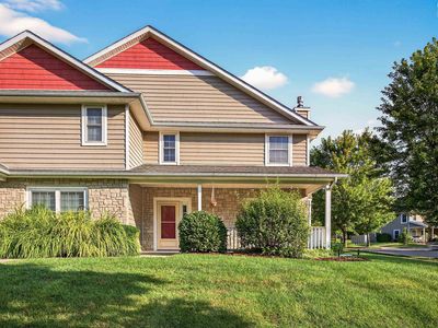 2748 E Bressingham Way