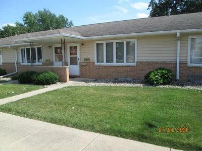 120 3rd St SE