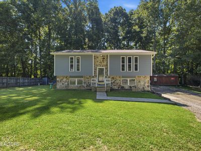 713 Petit Ln