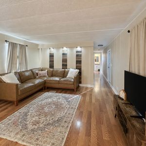 130 Chaparral Dr