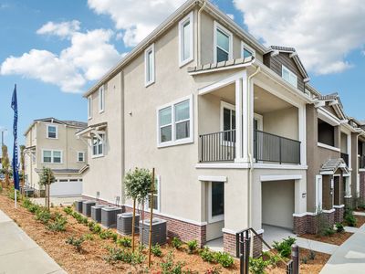 407 Lotus Dr