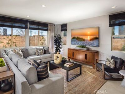 8633 Mission Villa Dr