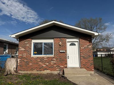 11361 S Racine Ave