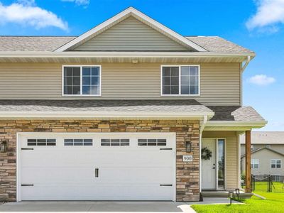 900 Hillside Dr