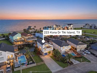 Property at 223 Kona Dr, Tiki Island, TX