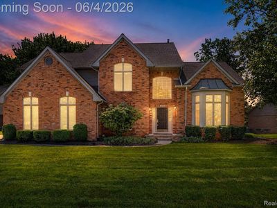 1297 Almond Dr