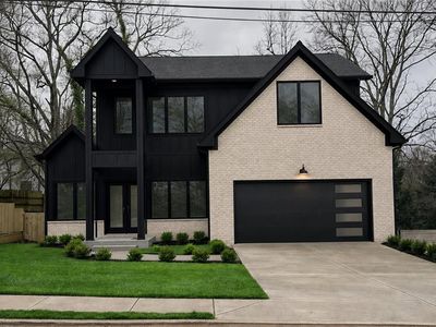 808 East Ave