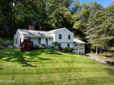 99 Buxton Hill Rd