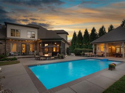 8404 Linville Oaks Dr