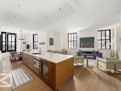100 Barclay St APT 11F
