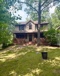 13323 Twin Creek Ln NE