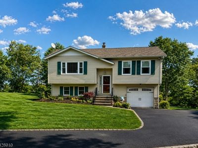 Property at 38 Ivy Pl, Glenwood, NJ