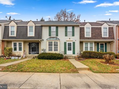 7 Staffordshire Ct
