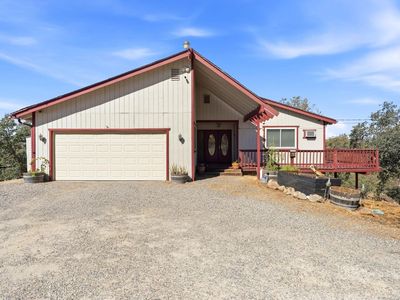39874 Lilley Mountain Dr