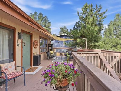 2770 W Darleen Dr