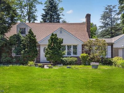 364 Acacia Rd