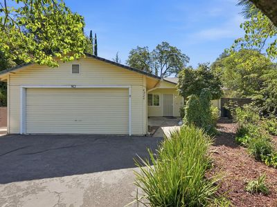 4026 Bright Ct