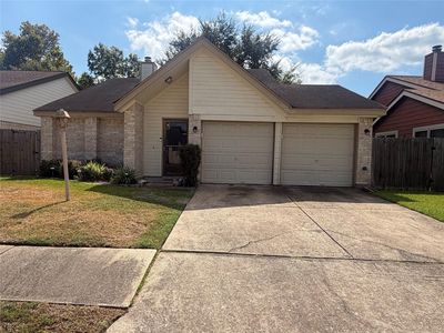 1423 Hunters Park Dr