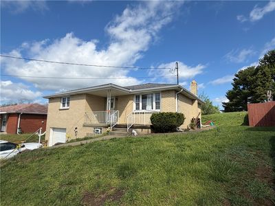 Property at 16 Jackson Dr, Monessen, PA
